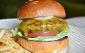 Marubuchi Burger Tokyo Burger マルブチバーガー　東京バーガー