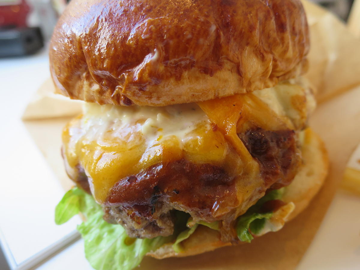 HOLLYWOOD BURGER Tokyo Best Burgers